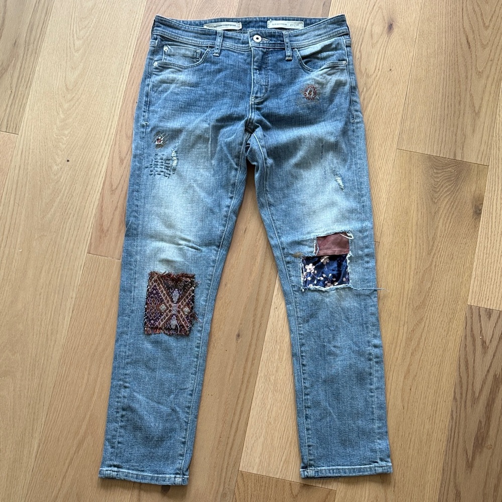 Pilcro Patched Mid-Rise Slim Boyfriend Jeans